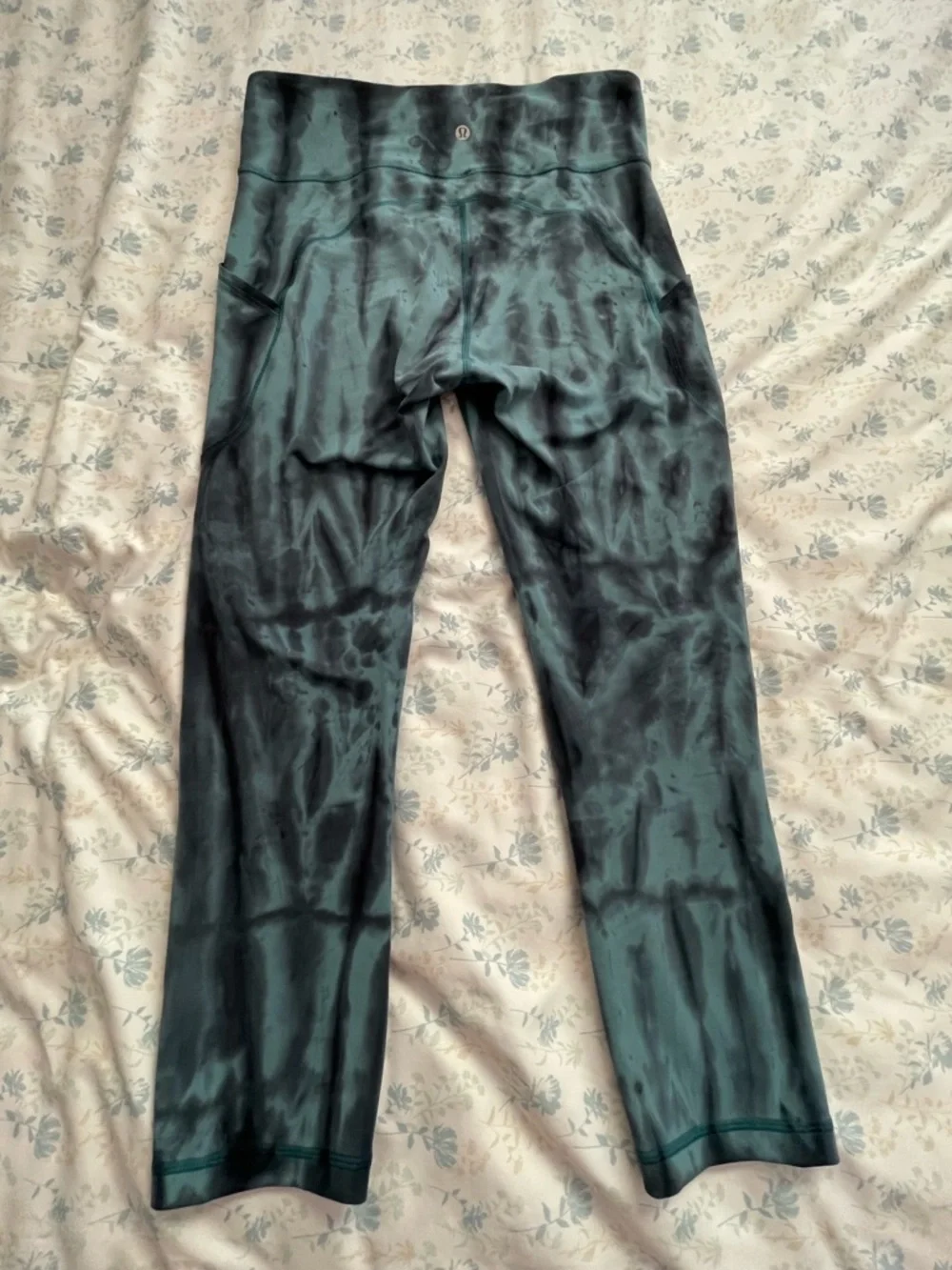 lululemon athletica Girls' Printed Leggings in Teal & Purple Mix